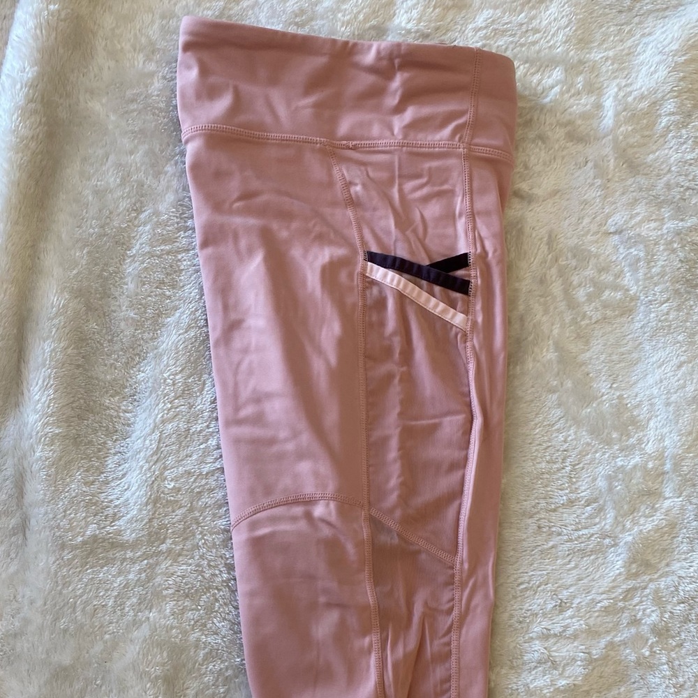 Fabletics Cropped Leggings with Pockets